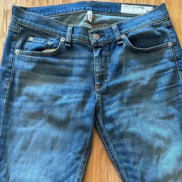 Rag & Bone sz 28 Crop Jean distressed darker ankle great pre owned condition - Picture 3 of 6